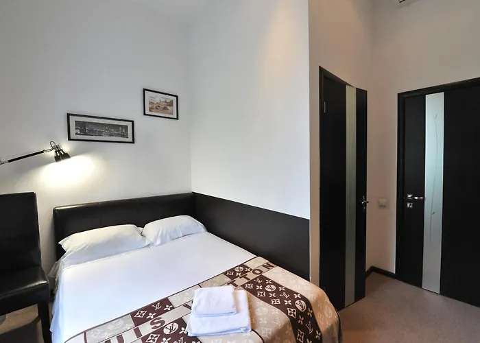 Reno On Deribasovskaya 3*