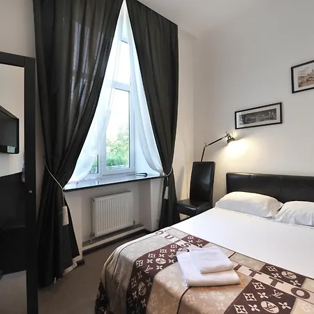 Apartmanhotel Reno On Deribasovskaya Odessza