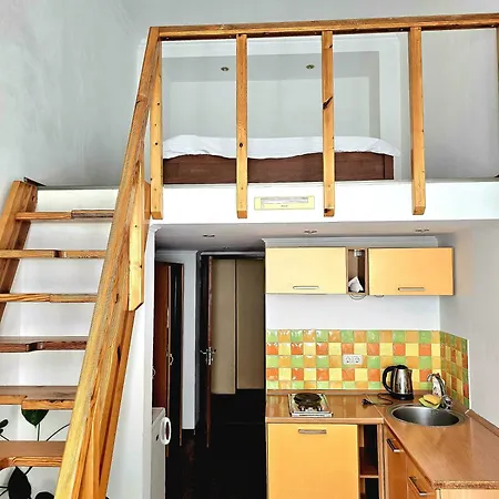 Reno On Deribasovskaya Apartmanhotel