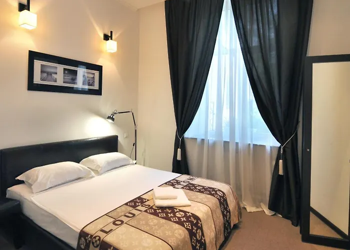 Reno On Deribasovskaya 3* Odessza